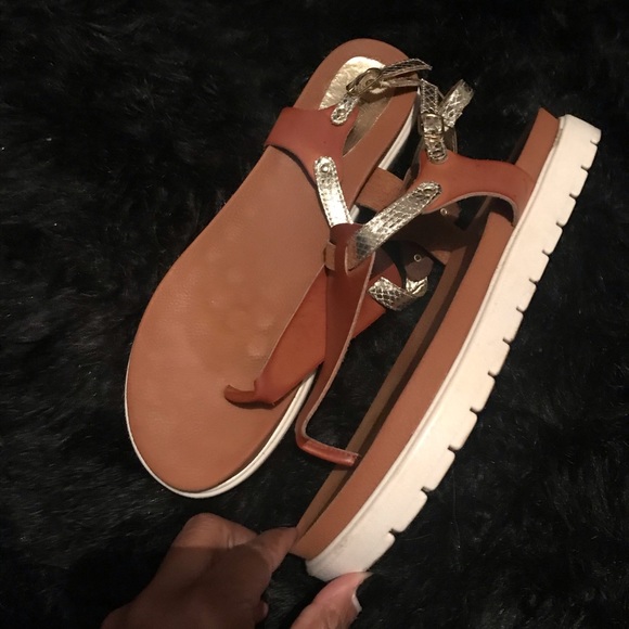 Sandals - Picture 2 of 3